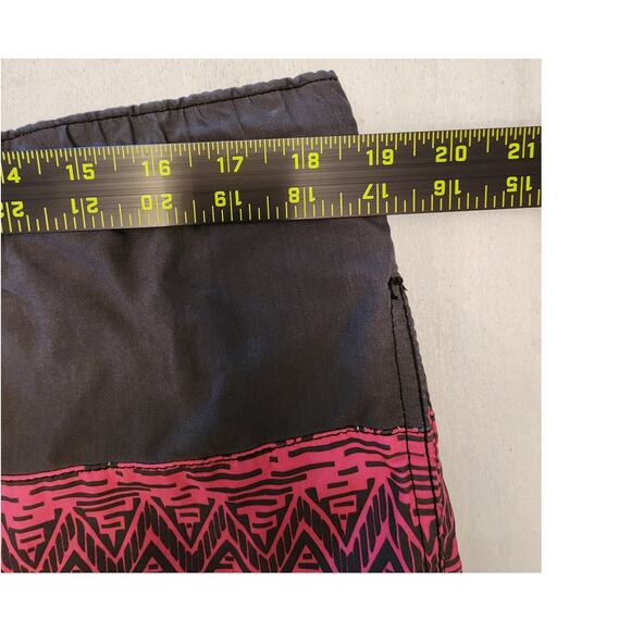 Modern Amusement Men's Boardshorts SZ Medium Swim Surf - Picture 8 of 9